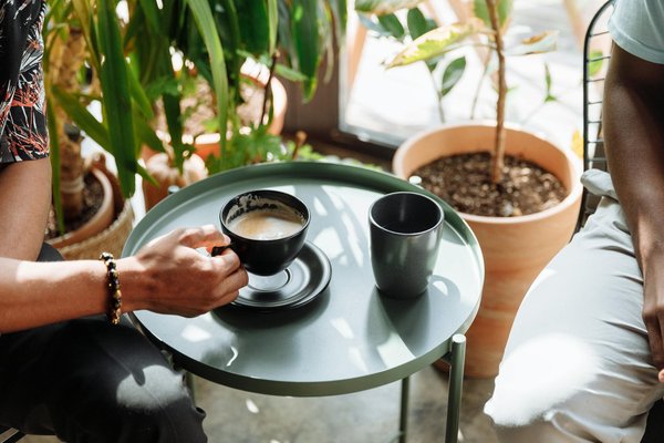 Bijoux en bois : un artisanat traditionnel plein de créativité